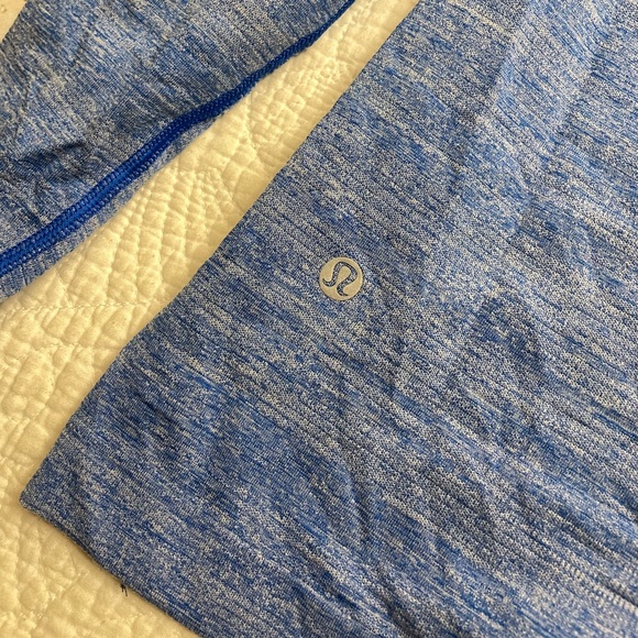 Lululemon Men’s Blue long sleeve - Picture 7 of 10